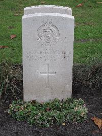 Berlin 1939-1945 War Cemetery - Gibson, Arthur Keith